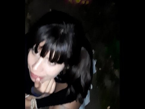 ❤️ ברחוב איבר מין נפוח בתמורה לממתקים ️❌ סרטון מזוין ב-iw.hentaisaturn.ru ❌️❤